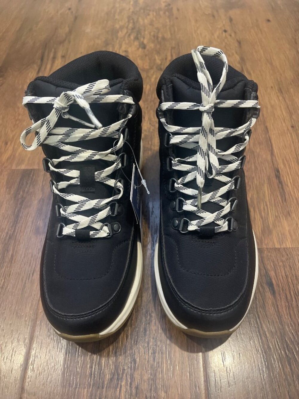 NWT Universal Thread Bergen Winter Boot Hiking Womens 7 - Picture 3 of 10